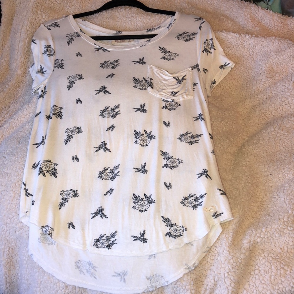 Hollister t shirt